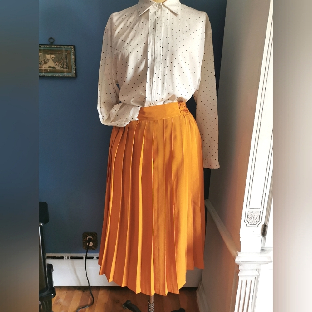 Peated midi skirt